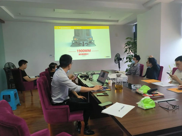 橙犀幫扶 一對(duì)一，強(qiáng)勢(shì)賦能合伙人