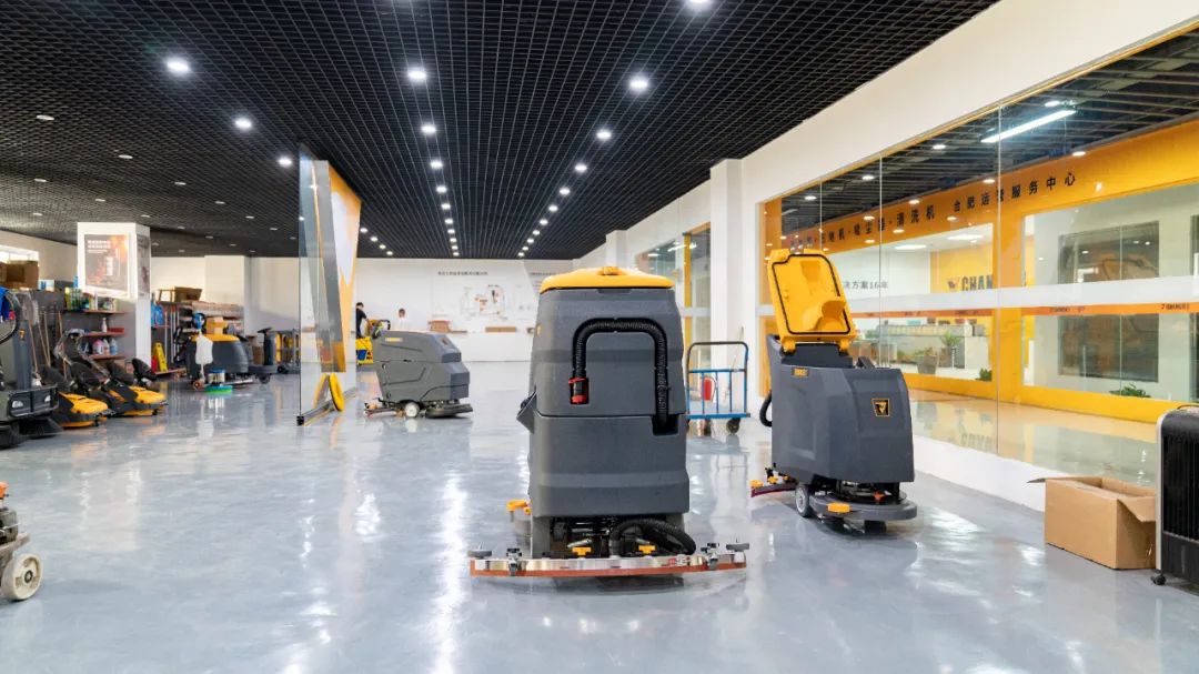 工業(yè)園區(qū)可以使用掃地機(jī)和洗地機(jī)嘛 工業(yè)園區(qū)可以使用掃地機(jī)和洗地機(jī)嘛